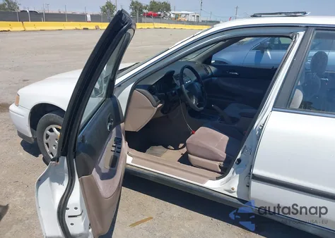 1994 Honda Accord Lx из США, поврежденный, VIN JHMCD5635RC028189